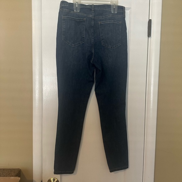 NWOT Banana Republic Curvy Stretch Jeans - Picture 2 of 4